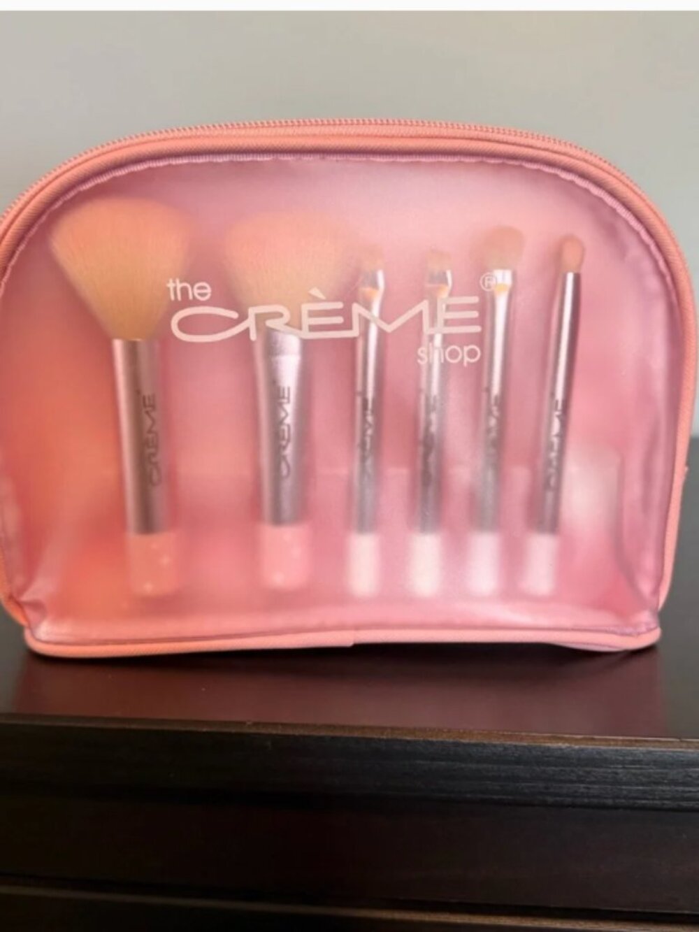 The Creme Shop Travel Brush set